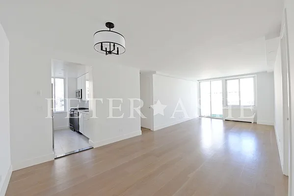 Rented by Peter Ashe | media 16