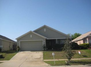 1082 Bluegrass Dr, Groveland, FL 34736