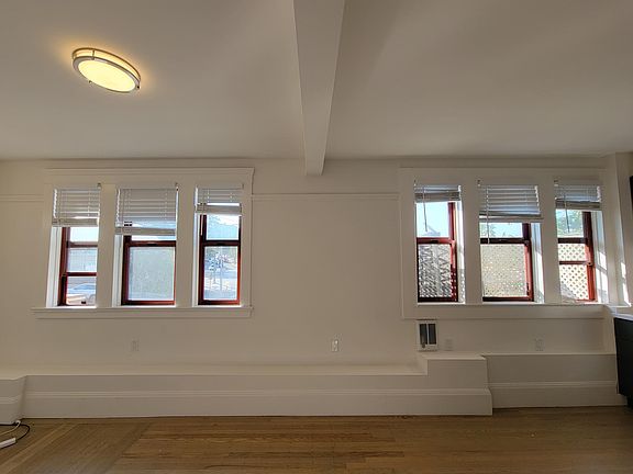 2nd image of 3561 Mission St