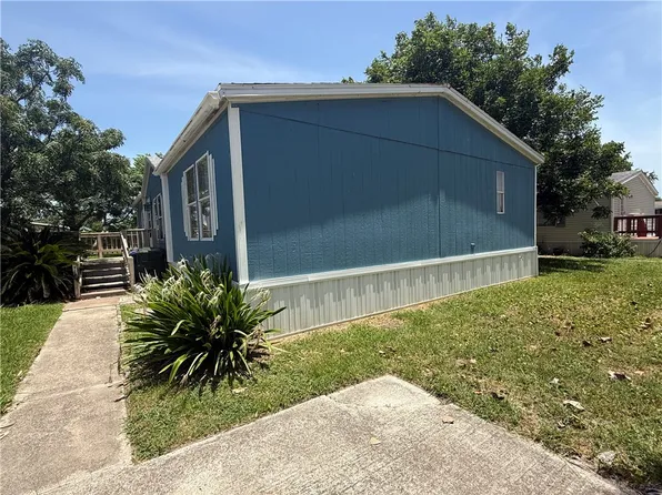 913 Grand View St, Corpus Christi, TX 78418