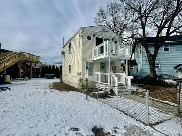 109 Poole Avenue, Union Beach, NJ 07735