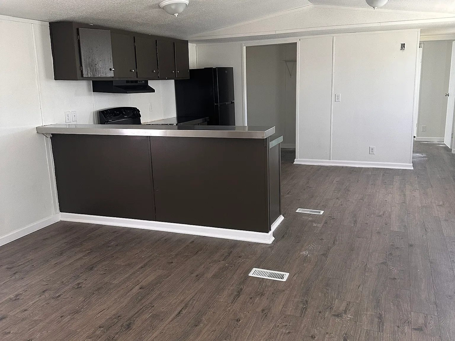 2817 N FM 157 — Photo 4