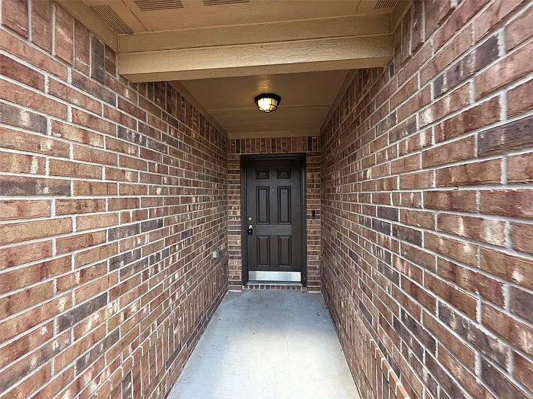 20511 Faith Millstream Dr — Photo 2