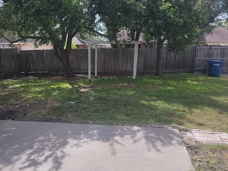 4530 Oso Pkwy — Photo 14