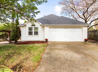 5900 Lake Huron Ct, Louisville, KY 40291