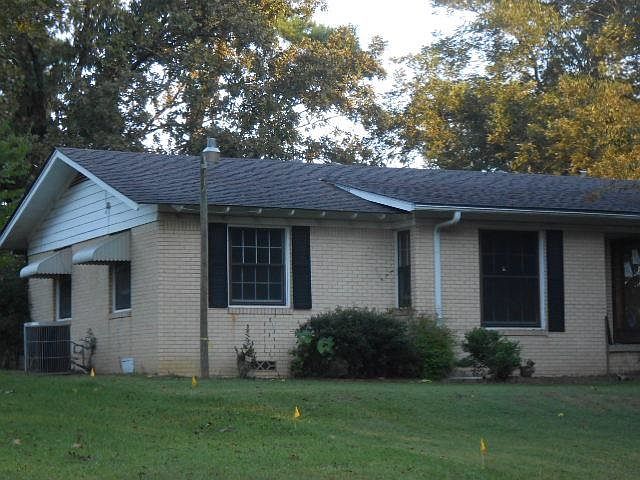 1st image of 2328 Jacksonville Dr