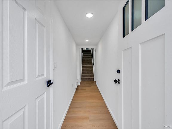 4th image of 82 Scooter Lane