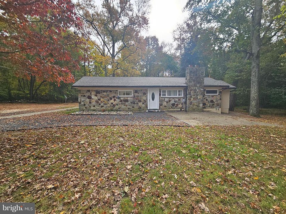 1st image of 186 Schafer Ave