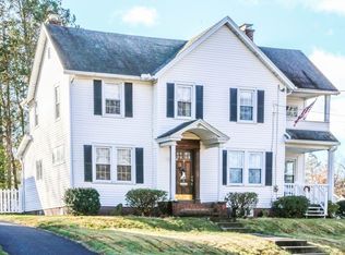 37 Lincoln Park, Longmeadow, MA 01106