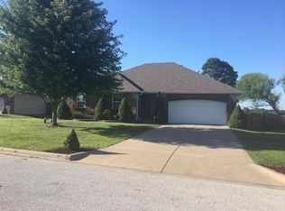 3083 E Bradford St, Republic, MO 65738
