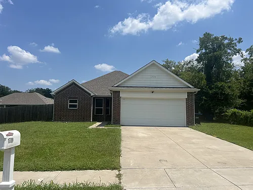 1709 Wright St Photo 1