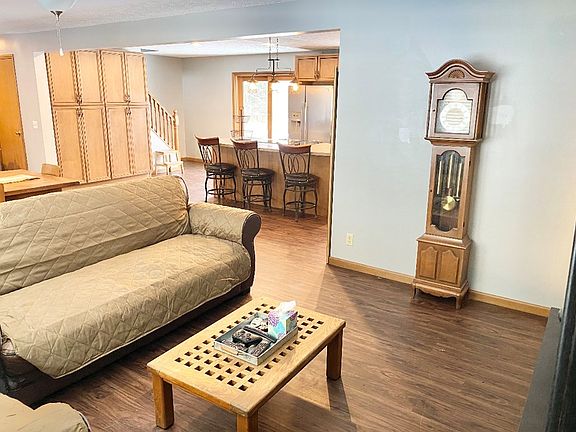 4th image of 109 Wildflower Ln