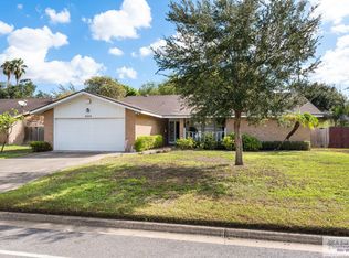 4554 Lakeway Dr, Brownsville, TX 78520
