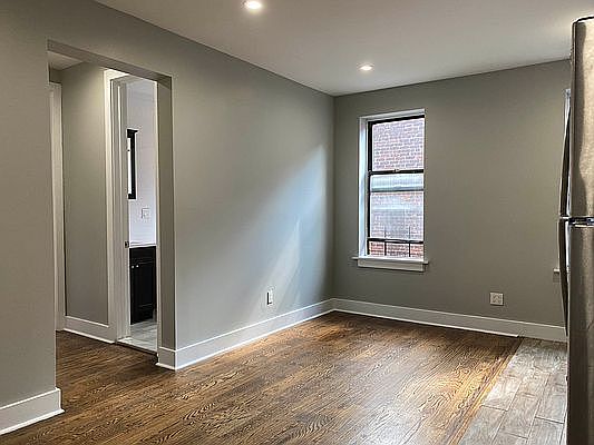 5th image of 460 Concord Ave #6A