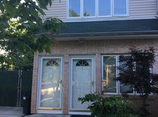 144 Willow West Rd, Staten Island, NY 10303