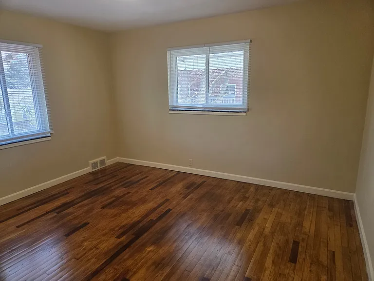 11 Shorewood Dr — Photo 12