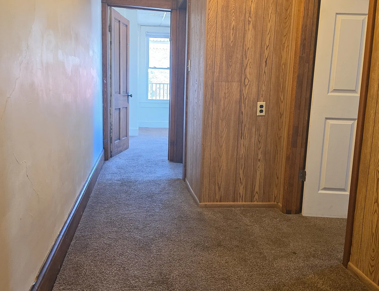 3 bed, 1.5 bath, 1650 sqft, $900 — Photo 4