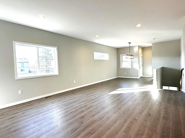 1120 Melody Ct NW — Photo 5