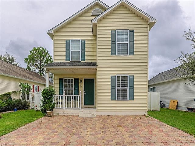 1st image of 262 Leawood Cir
