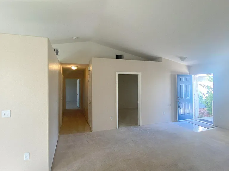 1267 Yucca Ln — Photo 14