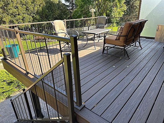 Trex Deck w/Speakers