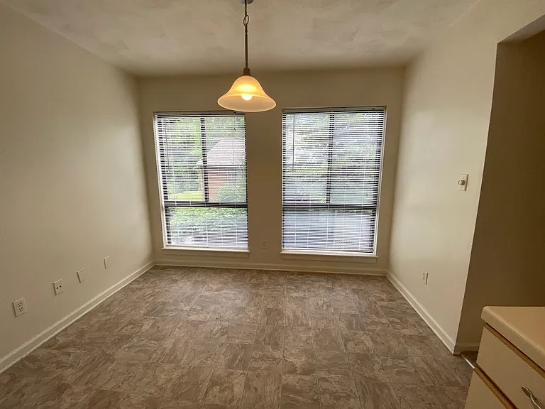 Princeton Circle West Apartments — Photo 127