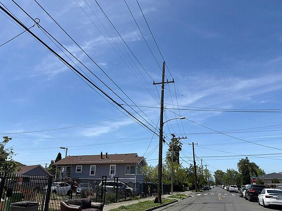 4th image of 1323 91st Ave