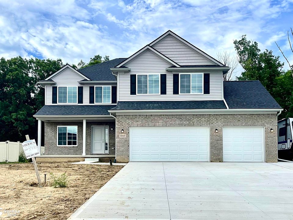 1st image of 8110 Peninsula Cir