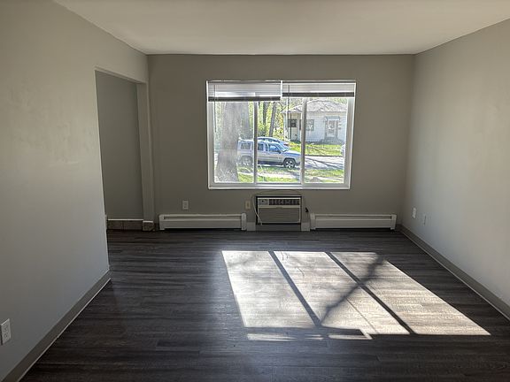 2nd image of 2680 Woodward Ave SW #11576141