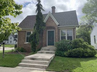 902 Princeton St, Elkhart, IN 46516