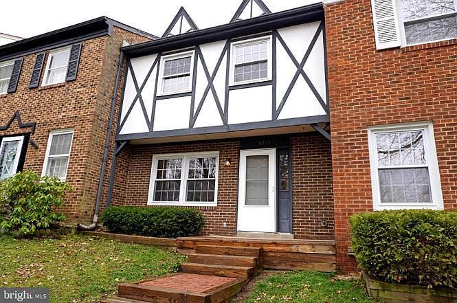 1st image of 6272 Paddington Ln