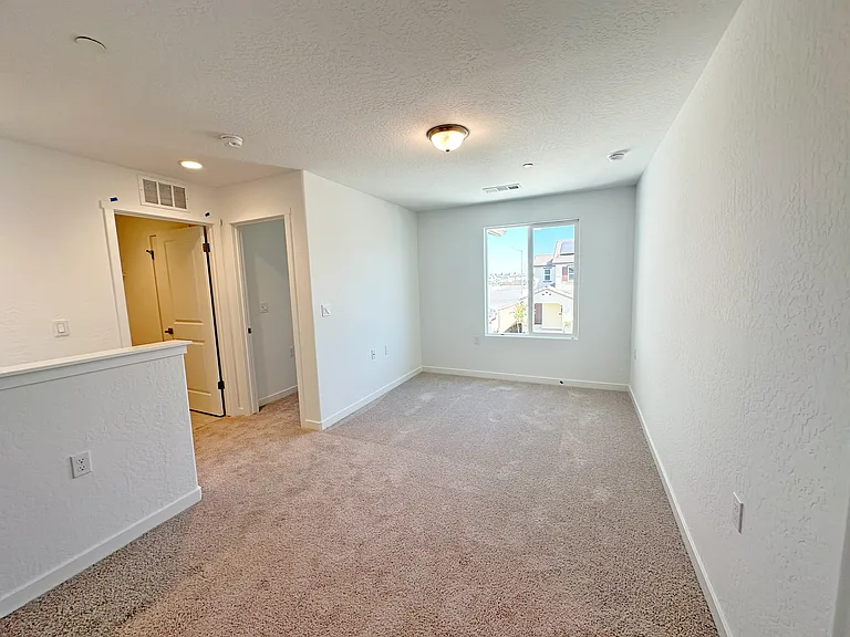Loft, upstairs