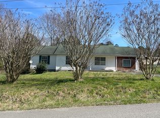 44 McGaha Rd, La Fayette, GA 30728