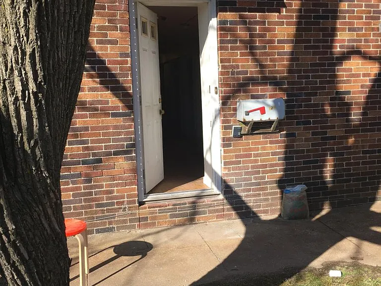 120 Cypress St — Photo 13