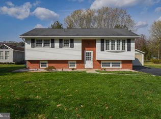 27 Seneca Ln, Keyser, WV 26726