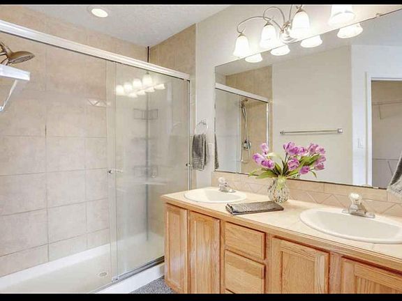 3rd image of 11104 Alta Dr NW
