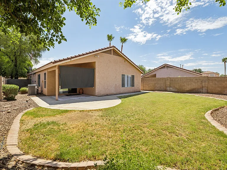 N San Benito Dr — Photo 27