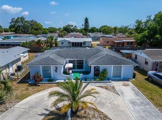 7310 Fox Hollow Dr, Port Richey, FL 34668