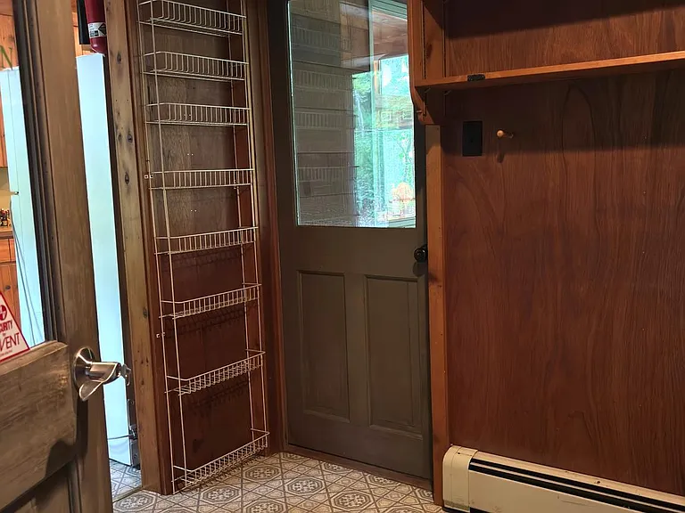 6489 Old Carversville Rd — Photo 24