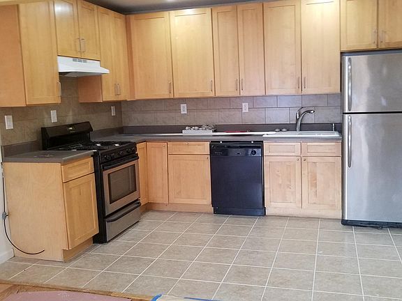 4th image of 104-20 39th Ave APT 1