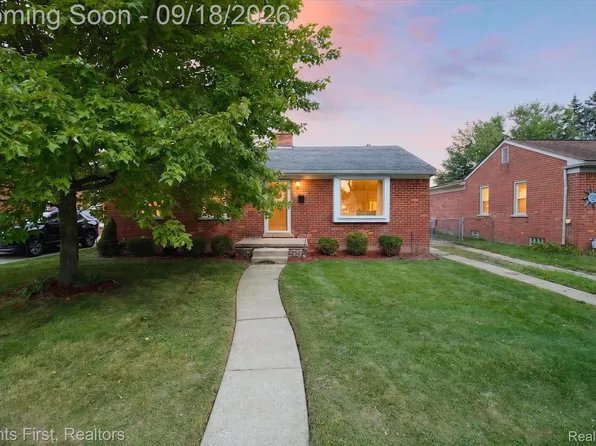 9822 Mayfield St, Livonia, MI 48150