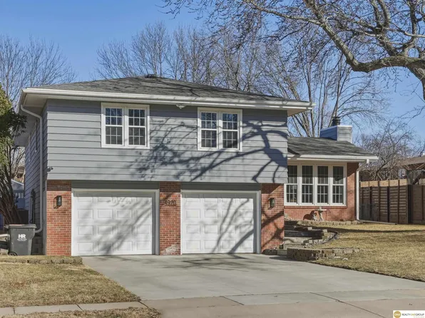 4920 S 66th St, Lincoln, NE 68516