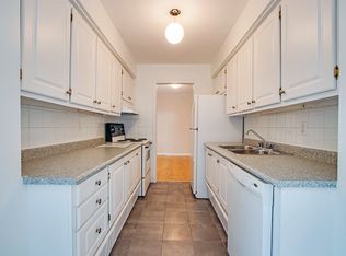 400 Woodsworth Rd #2-BEDROOM, Toronto, ON M2L2T9