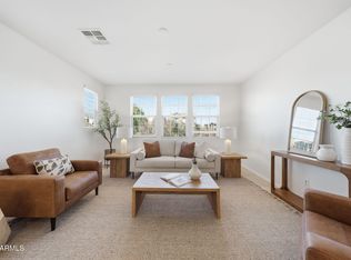 1696 E Bridgeport Pkwy, Gilbert, AZ 85295