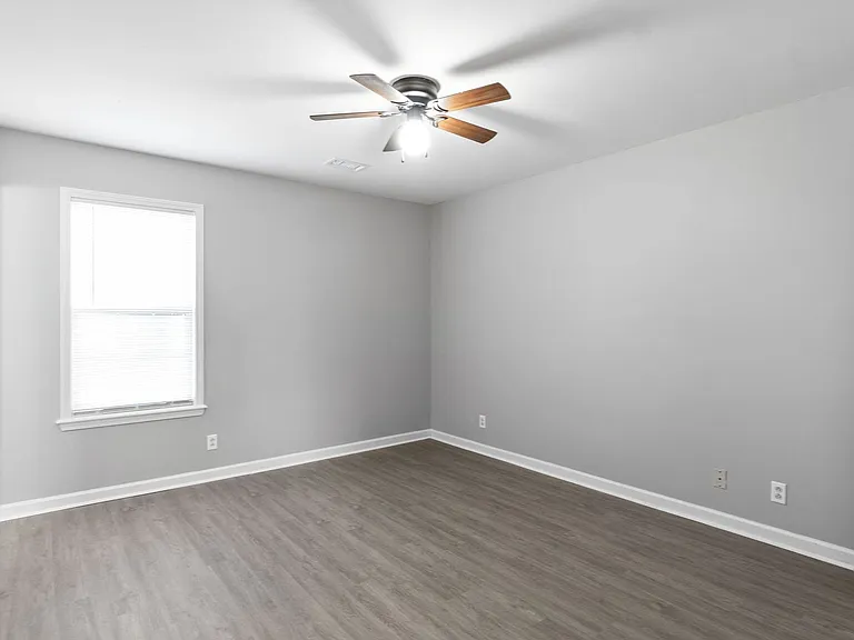 1106 Keith Ave — Photo 14