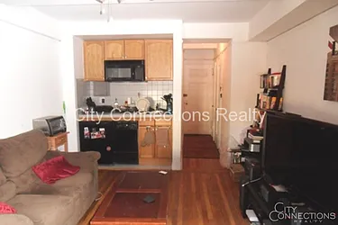 Rented by City Connections Realty