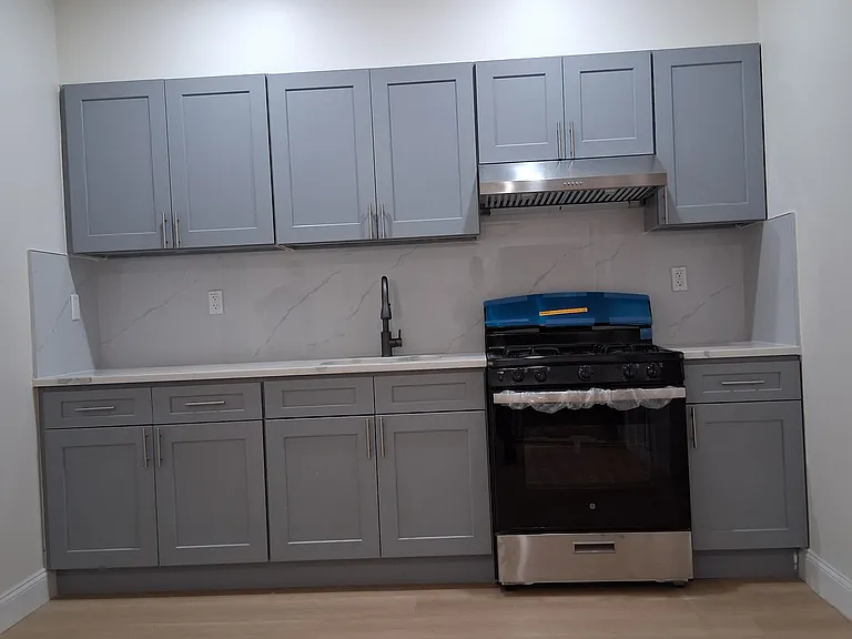3224 Fulton St #1 — Photo 1