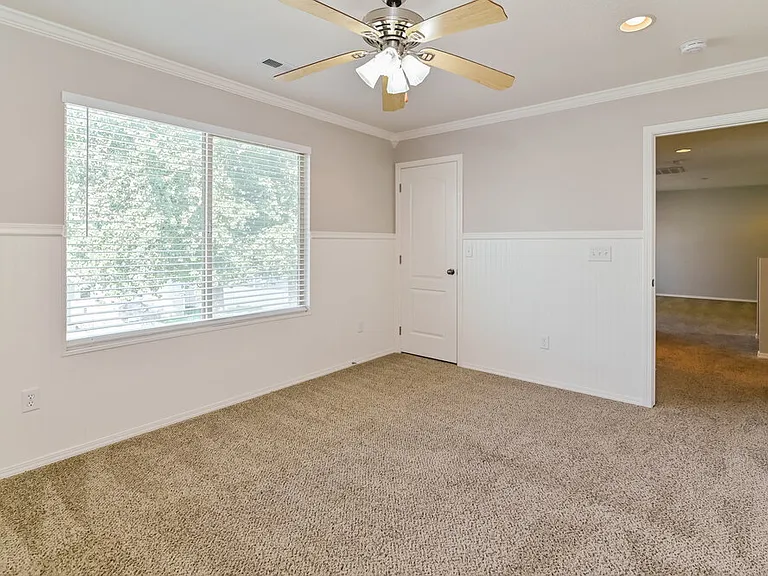 606 S Willow Park Dr — Photo 15