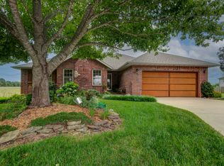 974 Jake Flood Cir, Nixa, MO 65714
