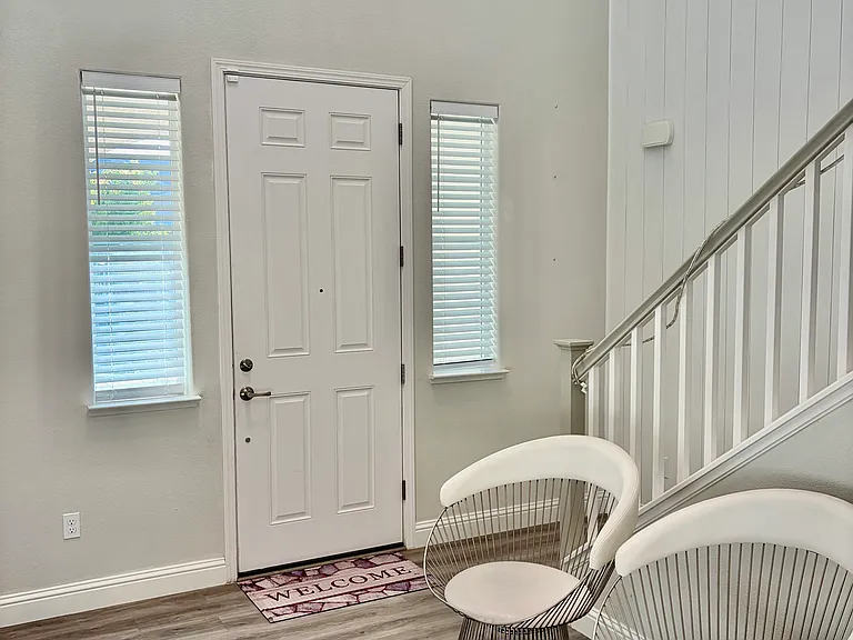 1560 S Hart Dr — Photo 21